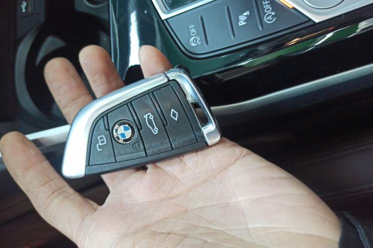 Used BMW 3 Series 2020 325Li First Edition
