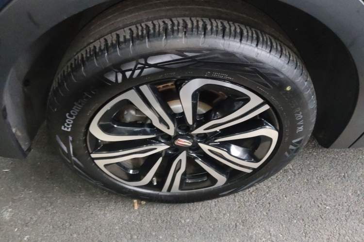 Used Hongqi HS7 2023 2.0T Automatic All-Wheel-Drive Flagship Edition Six Seats