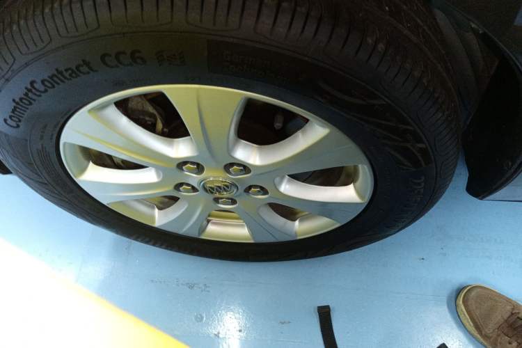 Used Buick GL8 2014 3.0L GT Luxury Business Haoya Edition