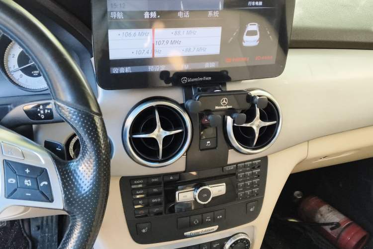 Used Mercedes-Benz GLK-Class 2015 GLK 260 4MATIC Fashion Edition Ultimate Version