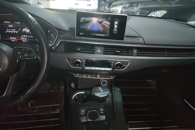 Used Audi A4L 2017 40 TFSI Style Edition
