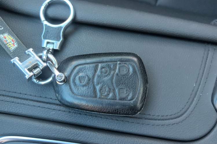 Used Cadillac XT5 2022 2.0T Two-Wheel Drive Luxury Version