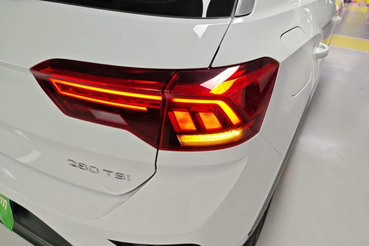 Used Volkswagen T-ROC 2021 Revised Version 280TSI DSG Two-Wheel Drive Elite Connect Edition