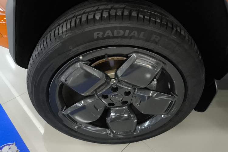 Used  V23 2025 501 Four-Wheel Drive Intelligent Driving Version