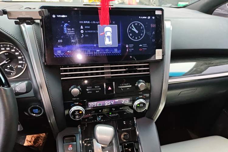 Used Toyota Alphard 2018 Revised Version 3.5L Luxury Edition