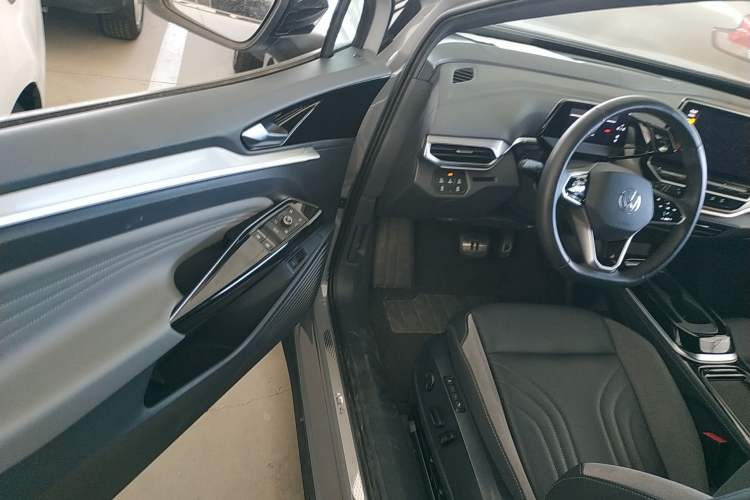 Used Volkswagen ID.4 CROZZ 2022 Long-Range Lite PRO Edition
