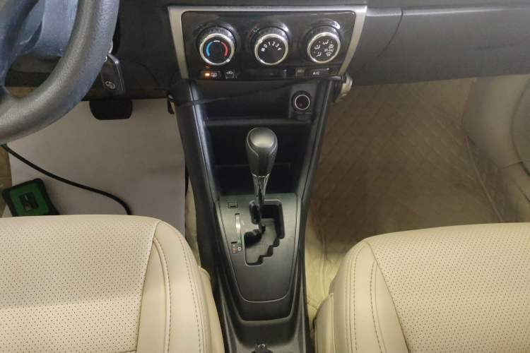 Used Toyota YARiS L 2016 Revised 1.5E CVT Charming Edition
