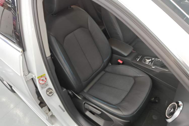 Used Audi A3 2020 Sportback 35 TFSI Fashion Edition China VI Emission Standard