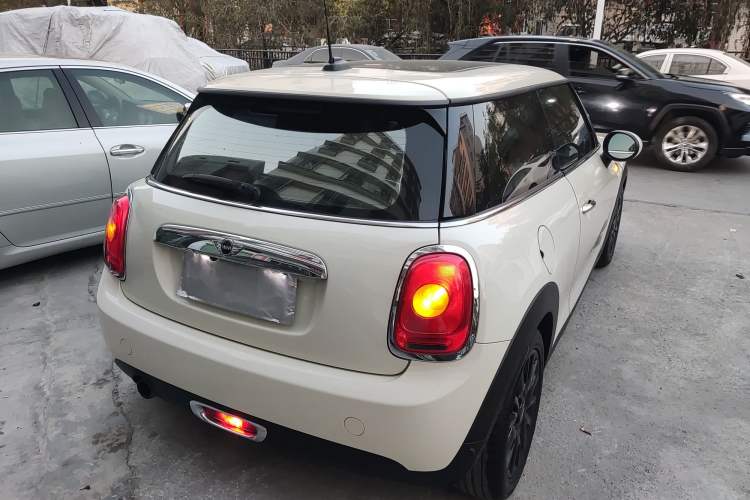 Used  MINI 2014 1.2T ONE+
