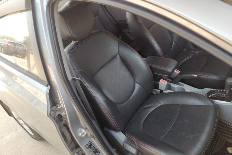 Used Hyundai Verna 2014 1.4L Automatic Smart GLS