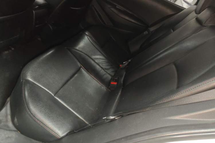 Used Toyota Levin 2019 185T CVT Entry-Level Version China VI Standard
