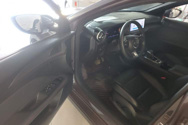 Used MG 5 2025 300TGI Global Flagship Edition
