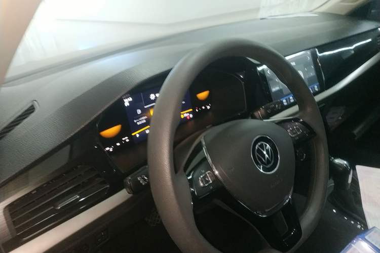 Used Volkswagen Lavida 2022 1.5L Automatic Comfort Edition