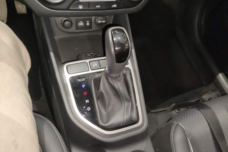 Used Hyundai ix25 2015 1.6L Automatic Two-Wheel Drive Smart GLS Trim