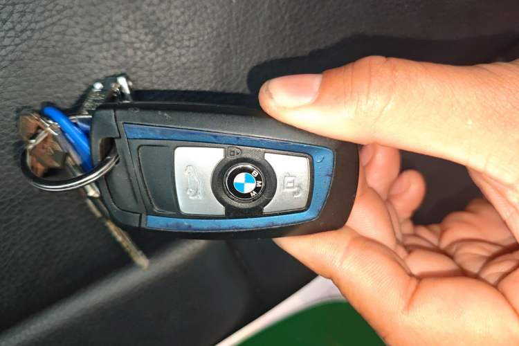 Used BMW 3 Series 2016 320Li Fashion Model
