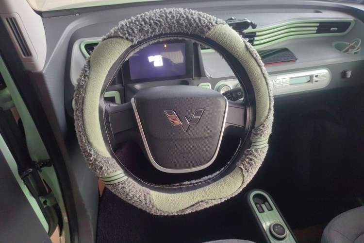 Used Wuling Hongguang MINIEV 2021 Macaron Premium Model – Lithium Iron Phosphate
