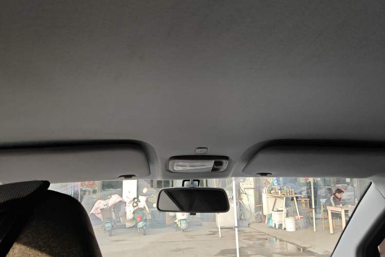 Used Chery QQ Ice Cream 2022 170km Sundae Phosphate Lithium-Ion
