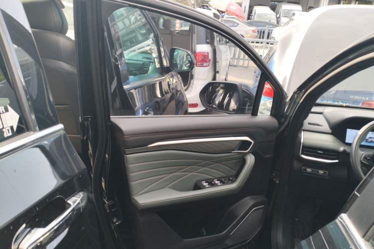 Used Geely Auto Haoyue L 2024 2.0T DCT Prestige Version
