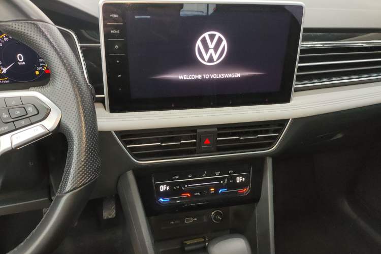 Used Volkswagen Tiguan L 2023 300TSI Automatic Two-Wheel Drive Smart Edition