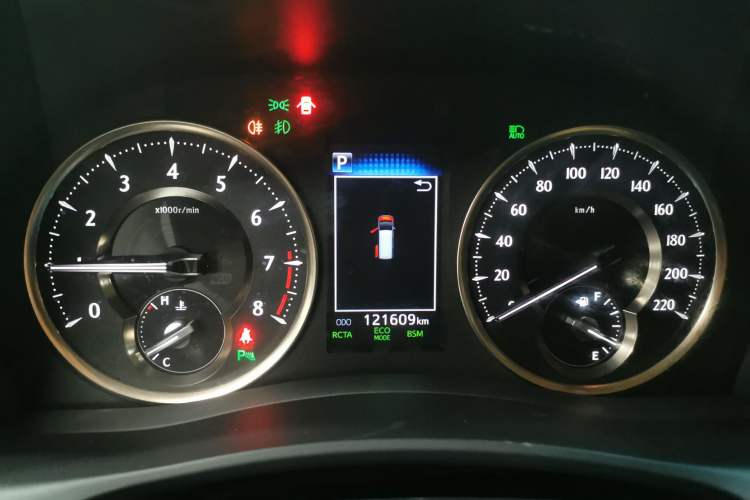 Used Toyota Alphard 2018 Revised Version 3.5L Premium Edition
