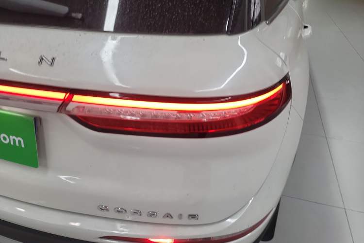 Used Lincoln Corsair 2021 2.0T Two-Wheel Drive Deluxe Edition
