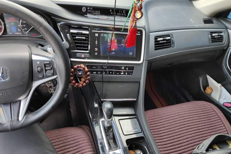 Used Honda Spirior 2015 2.0L Luxury Edition
