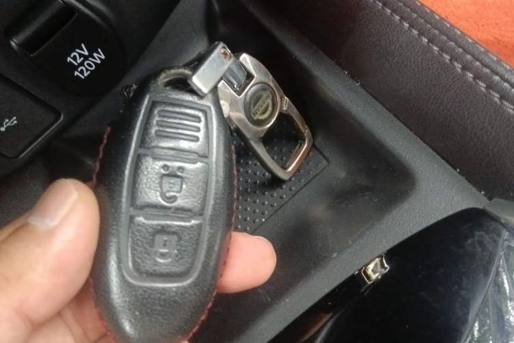 Used Nissan X-Trail 2019 2.0L CVT Smart Connect Comfort Edition 2WD
