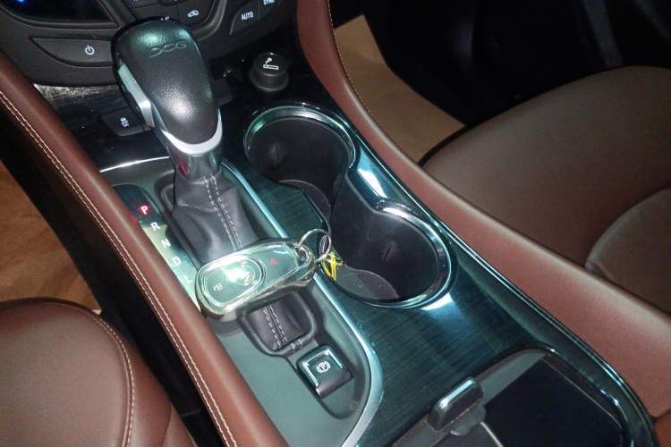 Used Buick Envision 2021 532T Two-Wheel-Drive Elite Version
