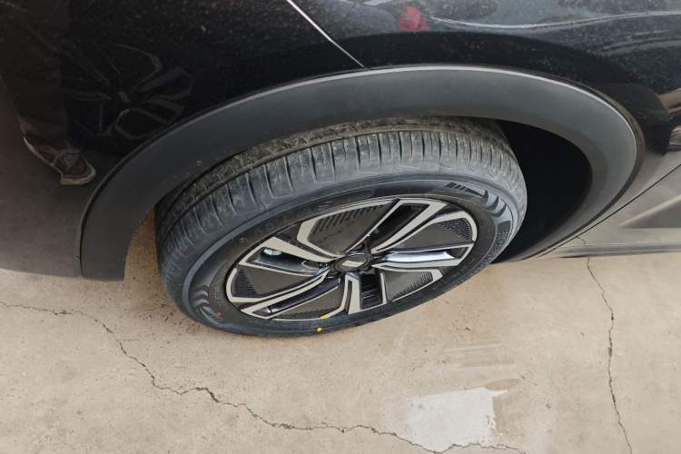 Used  Galaxy Xingjian 7 EM-i 2026 Model 130km Launch Edition