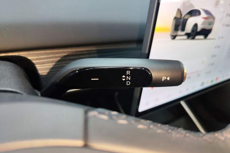 Used ONVO L60 2024 85 kWh All-Wheel Drive