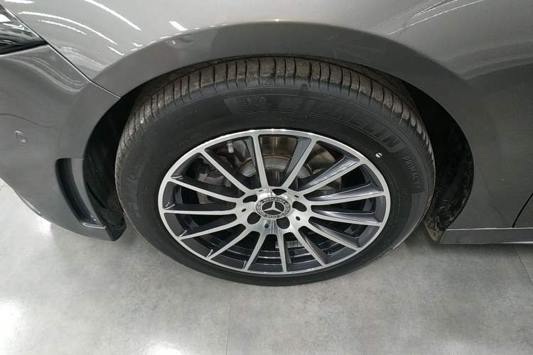 Used Mercedes-Benz A-Class 2020 Restyled A 200 L Sport Sedan Fashion Version
