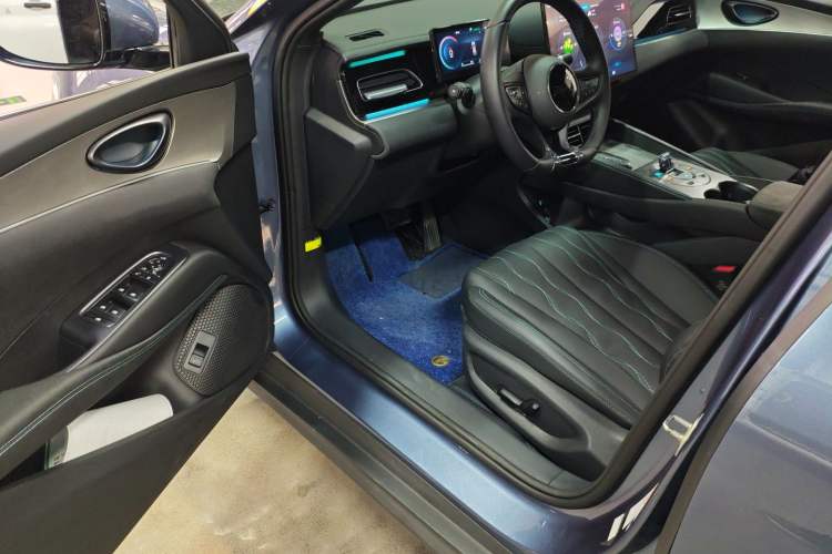 Used BYD Seal 06 New Energy 2024 DM-i 120KM Flagship Model
