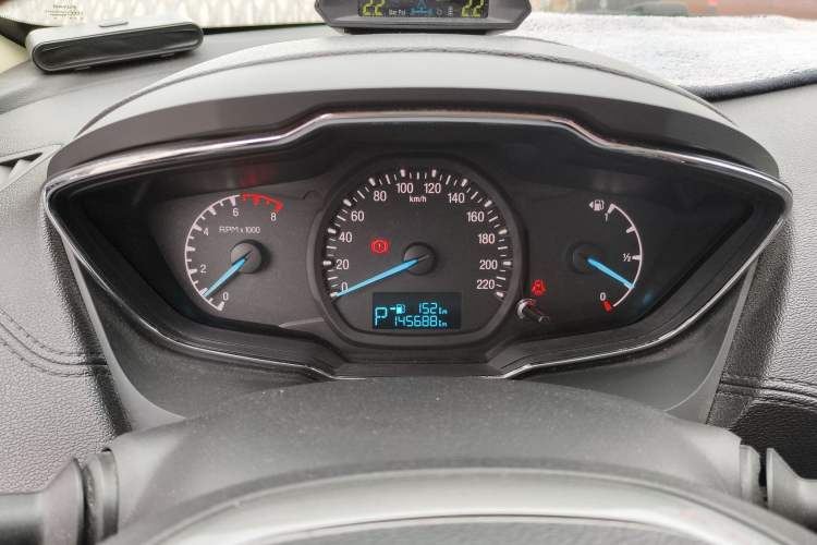 Used Ford Escort 2015 1.5L Automatic Fashion Model
