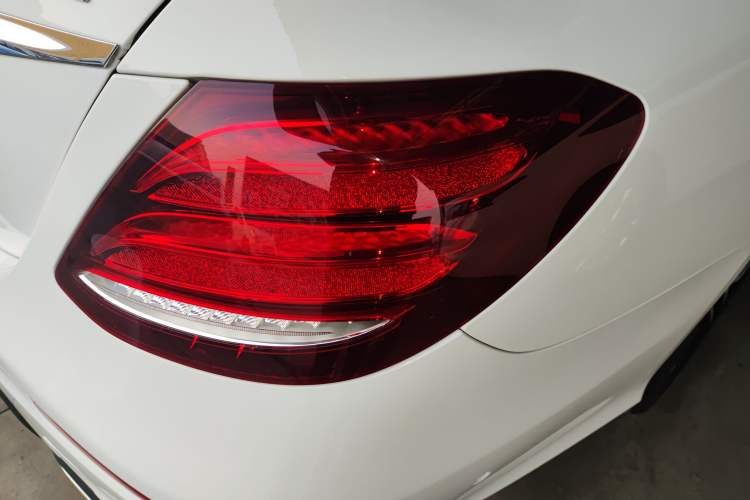 Used Mercedes-Benz E-Class 2017 E 200 Sport 4MATIC
