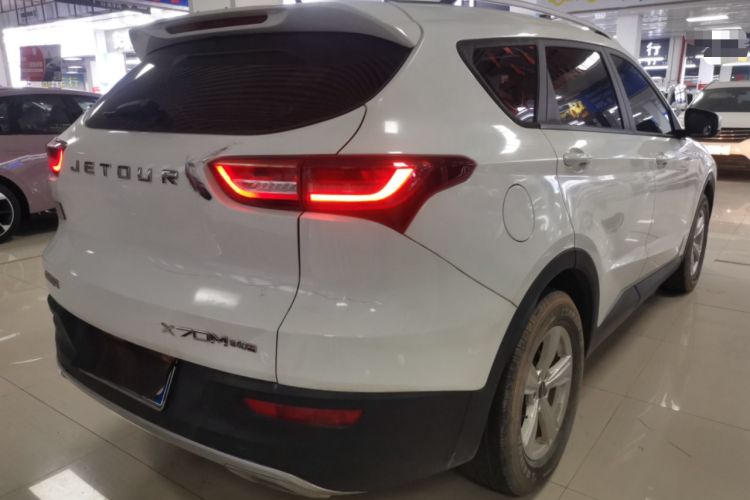 Used JETOUR X70M 2021 1.5T DCT Luxury Partner Model 7 Seats