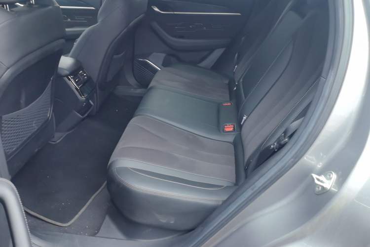 Used Geely Auto Monjaro L 2024 2.0TD High-Power Automatic Two-Wheel Drive Skyline Edition