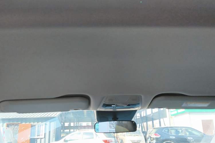 Used Hongqi E-QM5 2023 Base Travel Edition
