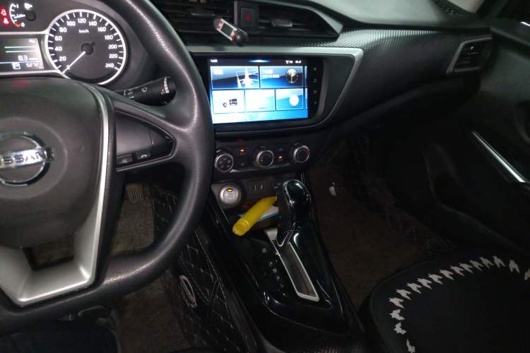 Used Nissan Lannia 2019 1.6L CVT Smart Connect Smart Cool Version China V Standard
