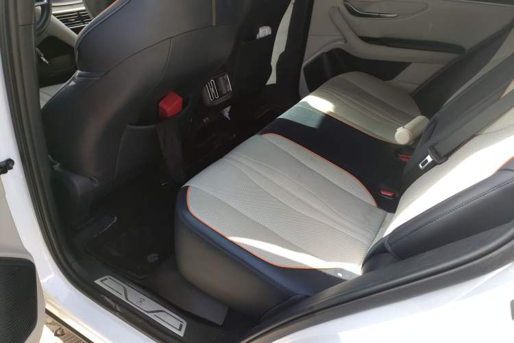 Used BYD Song PLUS New Energy 2021 EV Flagship Model
