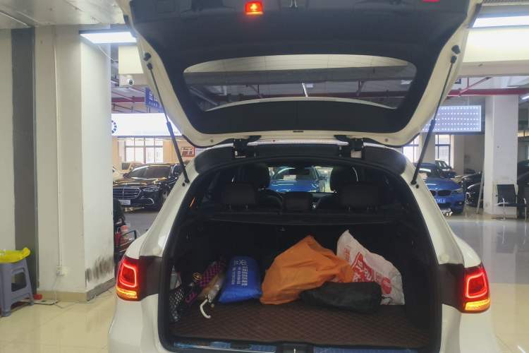 Used Mercedes-Benz GLC 2020 GLC 260 L 4MATIC Luxury Model
