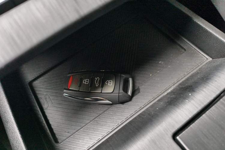 Used Haval H6S 2022 2.0T Two-Wheel Drive ZhiRun Version
