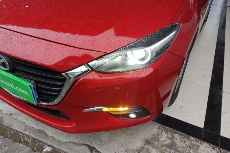 Used Mazda Mazda 3 Axela 2017 Sedan 1.5L Automatic Luxury Model Emission Standard China V
