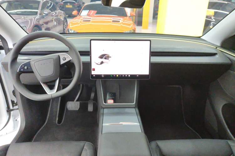 Used Tesla Model Y 2025 Long-Range All-Wheel Drive First Edition
