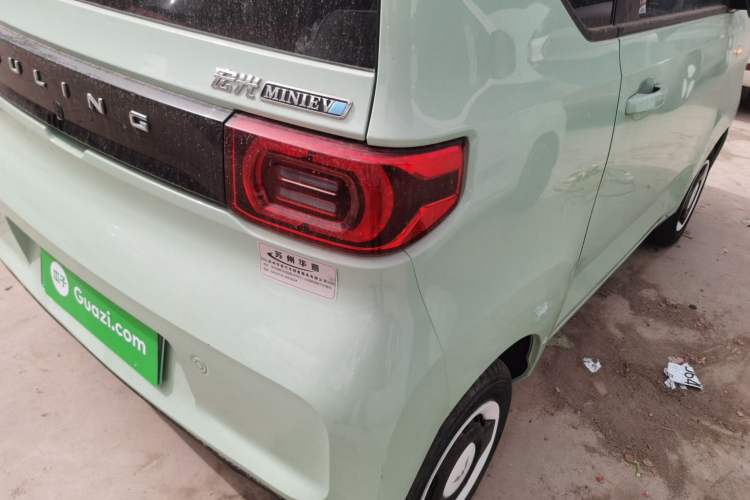 Used Wuling Hongguang MINIEV 2021 Macaron Fashion Model Lithium Iron Phosphate
