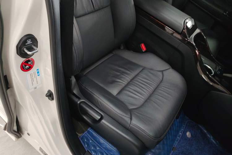 Used Honda Elysion 2022 2.0L eHEV Luxury First Edition
