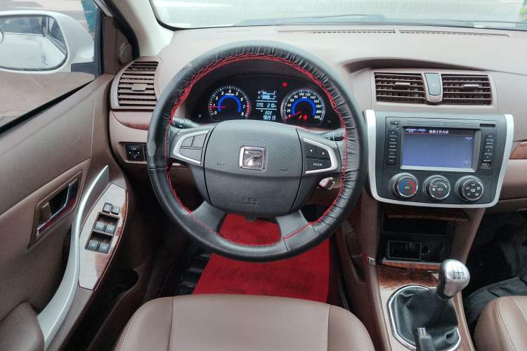 Used Zotye Z300 2014 1.5L Urban Edition Manual Luxury Model