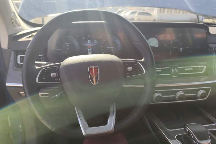 Used Hongqi HS5 2023 2.0T Four-Wheel Drive Flagship Pro Edition
