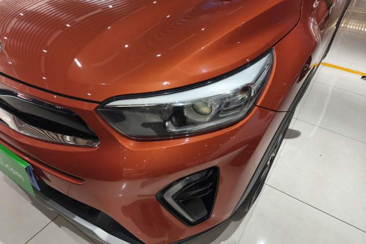 Used Kia kx1 Stonic 2019 1.4L Automatic Fun Edition China VI