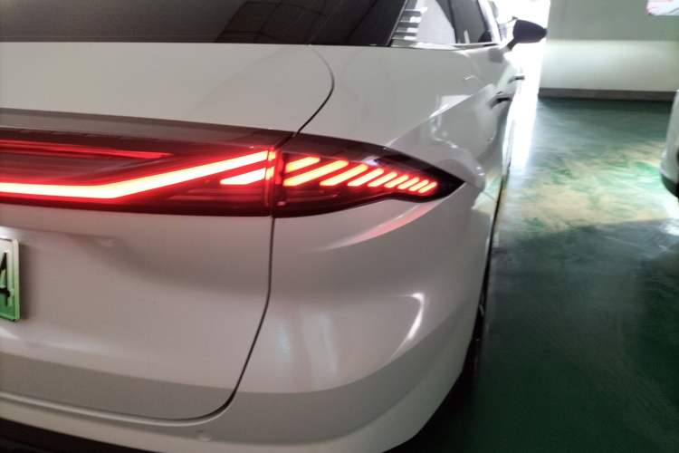 Used  L6 2024 125km PLUS Dragon Edition
