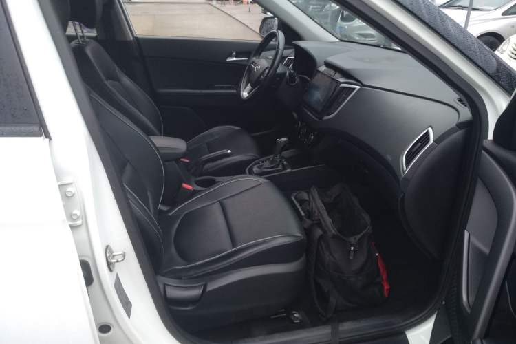 Used Hyundai ix25 2017 1.6L Automatic Smart Version
